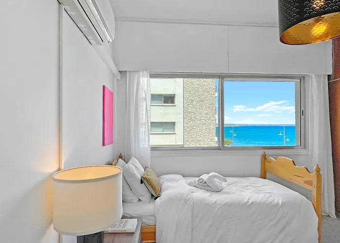 2br Seafront In Center With Community Pool Ларнака